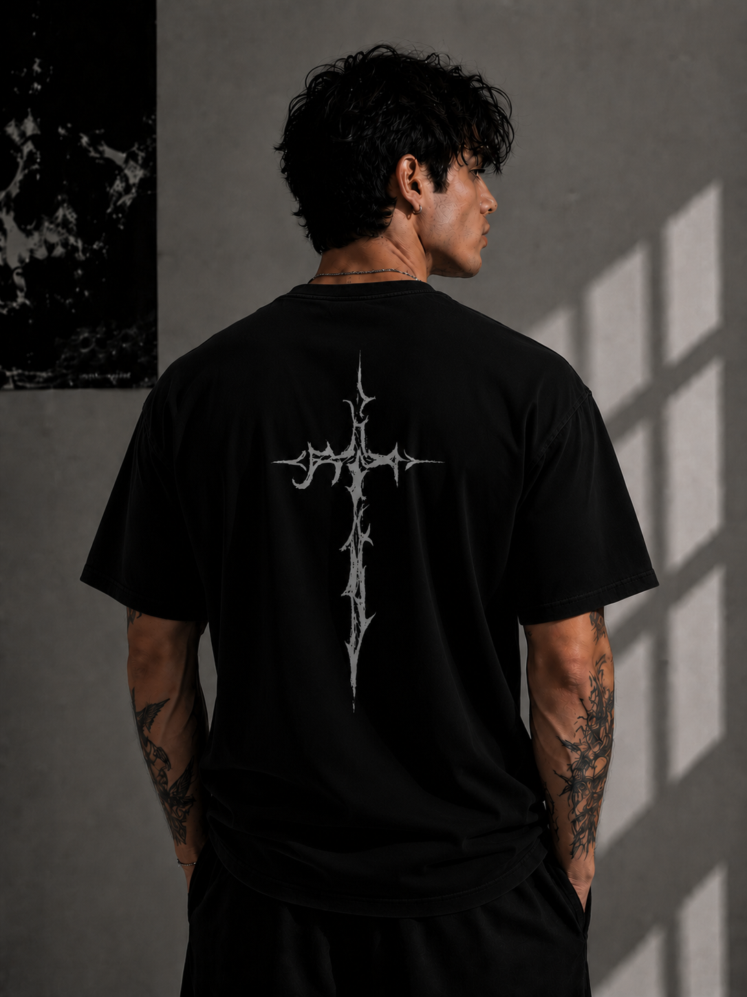 T-shirt "Crossed"